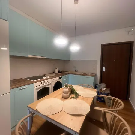 Seaside 2-bedroom In דירה