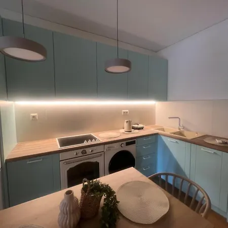 דירה Seaside 2-bedroom In