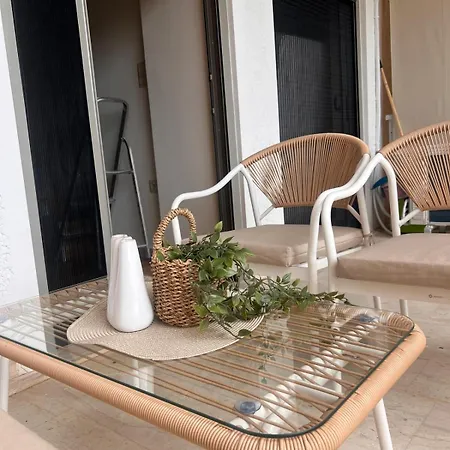 Seaside 2-bedroom In *